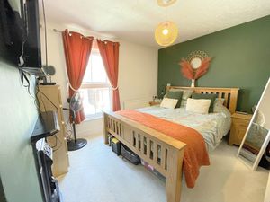 SILCOTT STREET- click for photo gallery